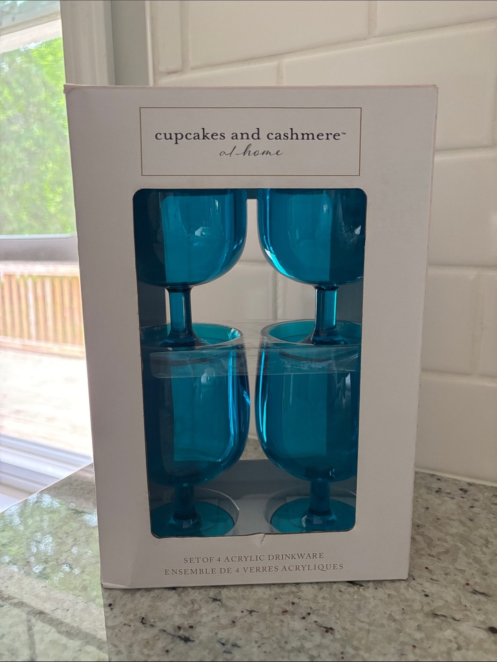 Cupcakes & Cashmere acrylic drinkware set